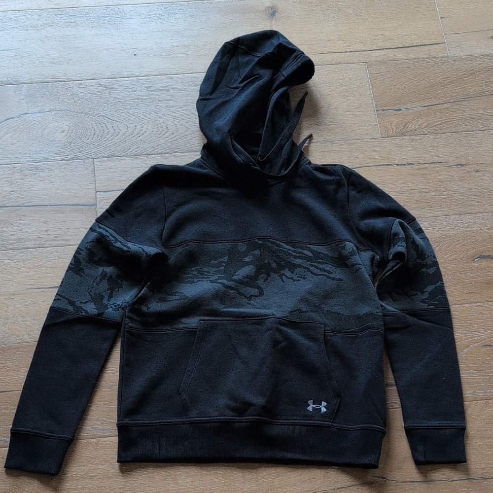 Under Armour Black Pullover Hoodie Sweatshirt